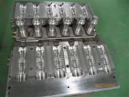 Blow Molding Machine